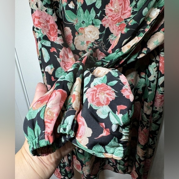 Lovers + Friends Black Pink Cream Rose Floral Cold Shoulder Mini Dress Size M - Picture 9 of 16
